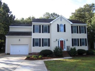7856 Terrapin Cove Rd, Gloucester Pt, VA 23062