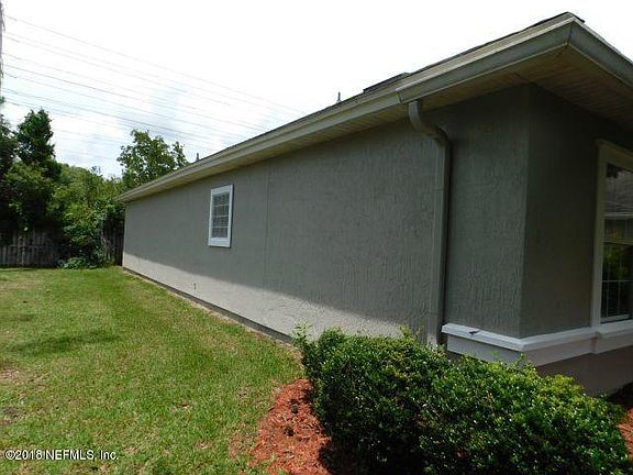 2nd image of 3101 Double Oaks Dr