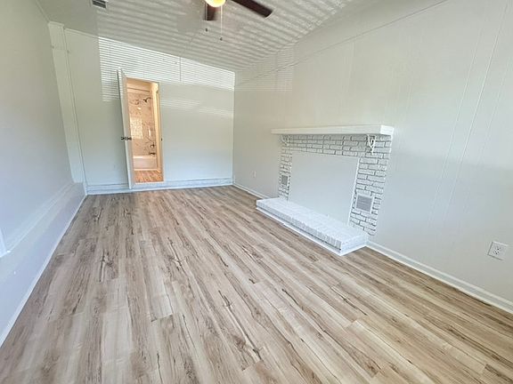 5th image of 3552 Irwin Way
