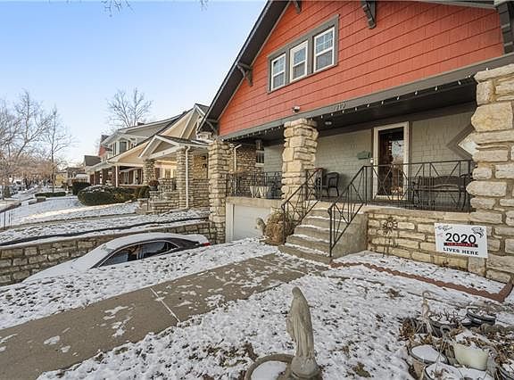 2nd image of 712 N 16th St