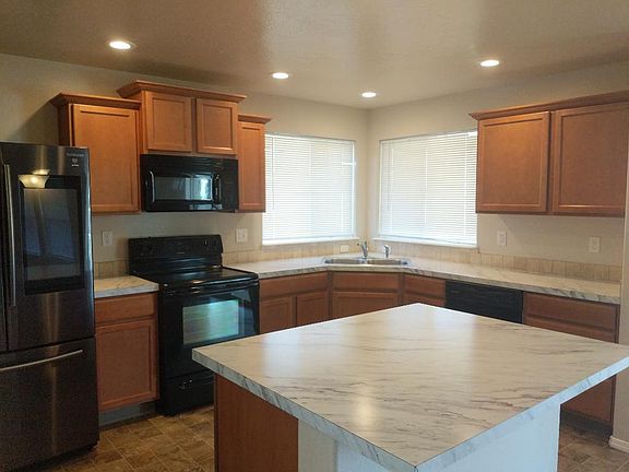 mini_Kitchen_1_08052022