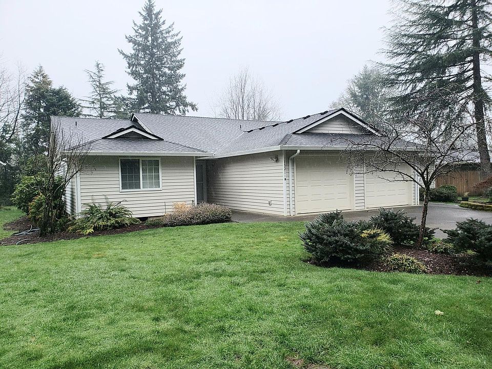 1st image of 15211 NE 181st St #B