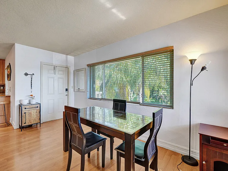 1423 Holly Heights Dr #12 — Photo 33
