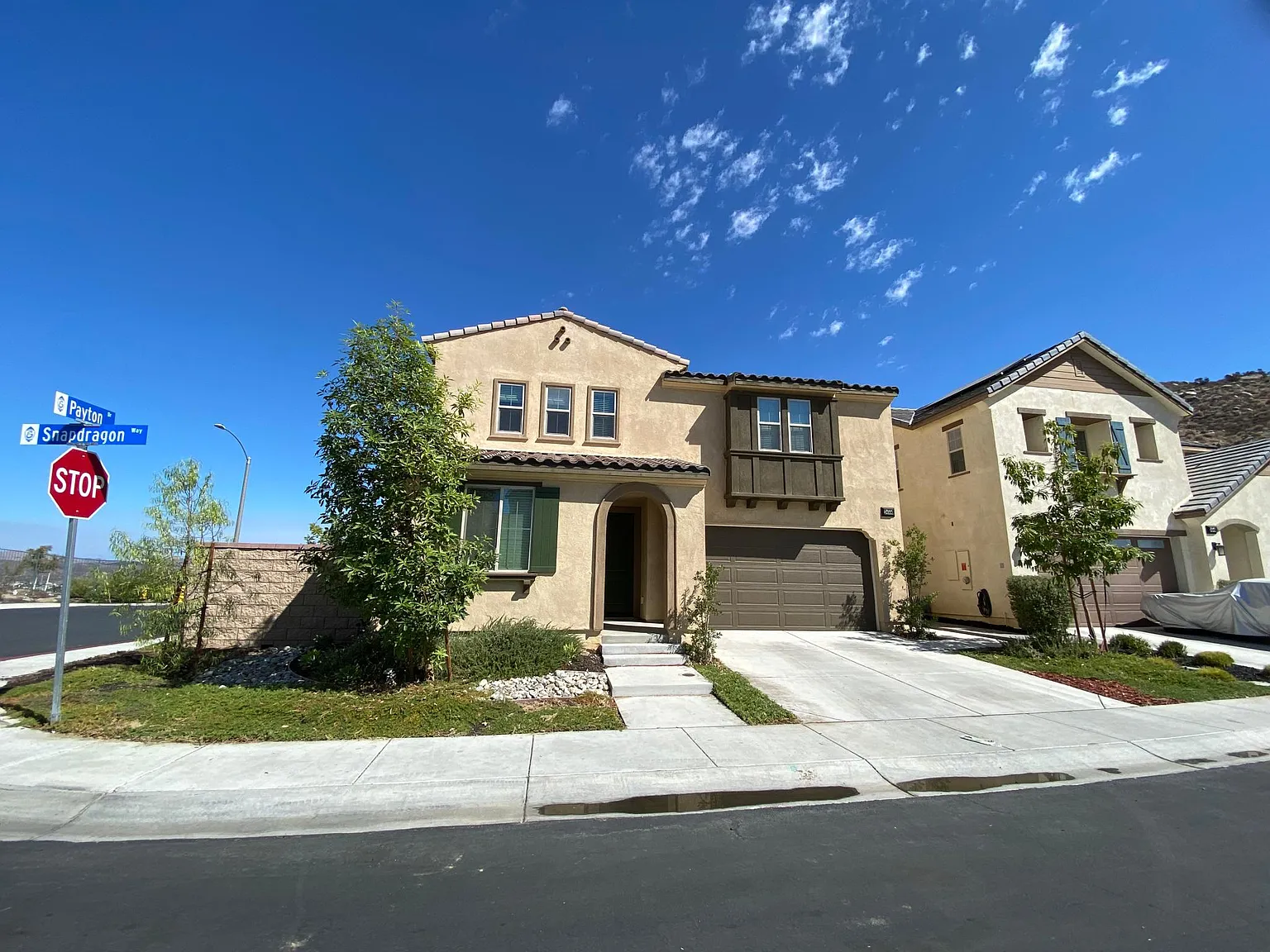4 bed, 2358 sqft, $3,200 — Photo 1
