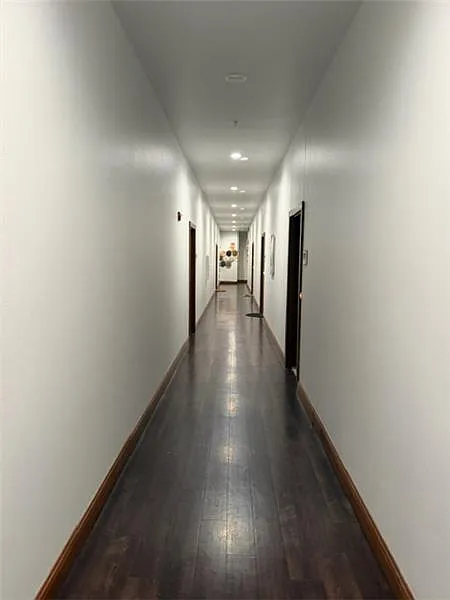 2 bed, $2,000 — Photo 3