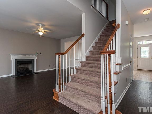 3rd image of 3755 Northrop Dr