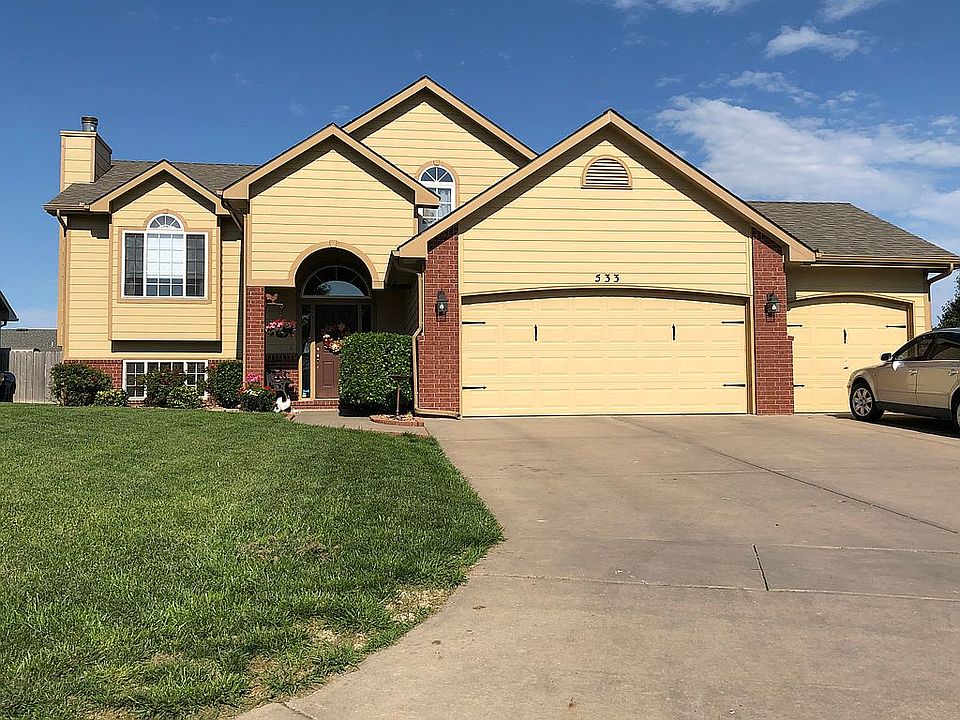 533 Woodstone Place 