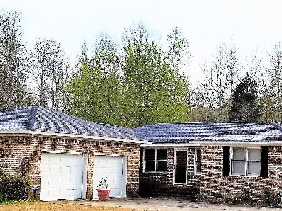 1st image of 137 Belle Cir