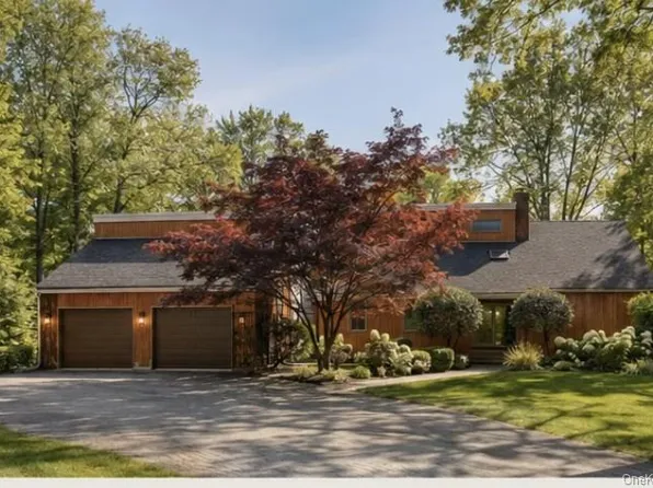 1 Pine Point, Huntington, NY 11743