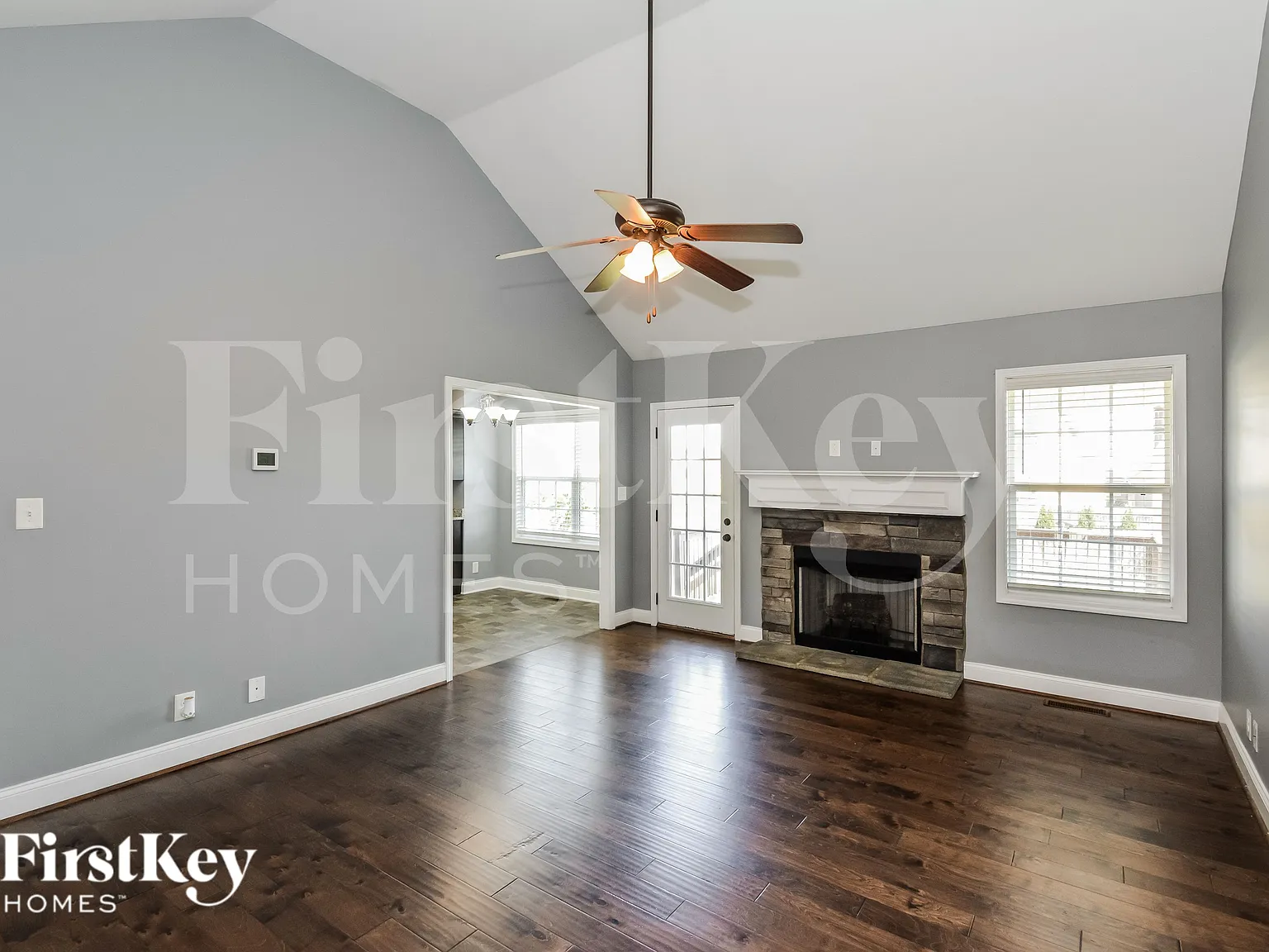 4 bed, 3.0 bath, 2074 sqft, $1,915 — Photo 3