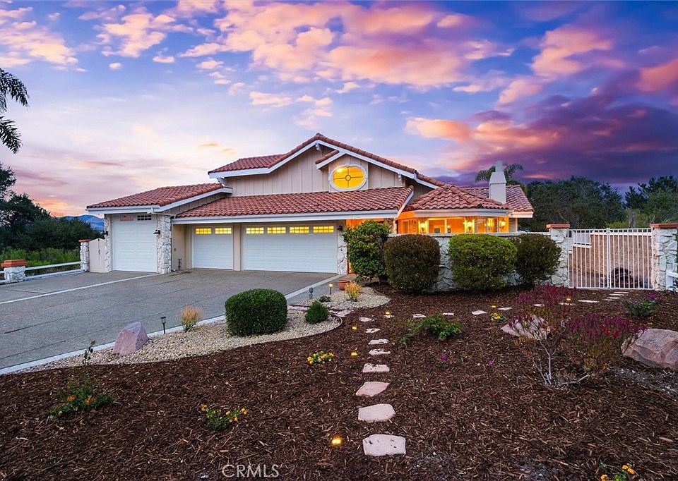 1st image of 324 Miller Way