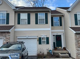 1027 Colin Dr, Royersford, PA 19468