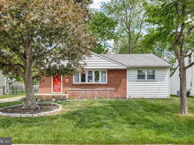 222 S Moore Ave, Barrington, NJ, 08007