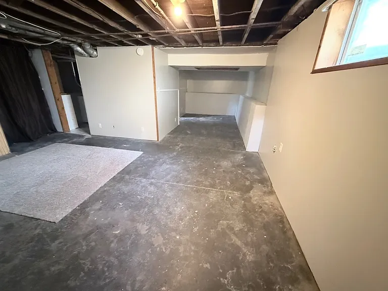 Basement with Laundry Unit and Bathroom # 2