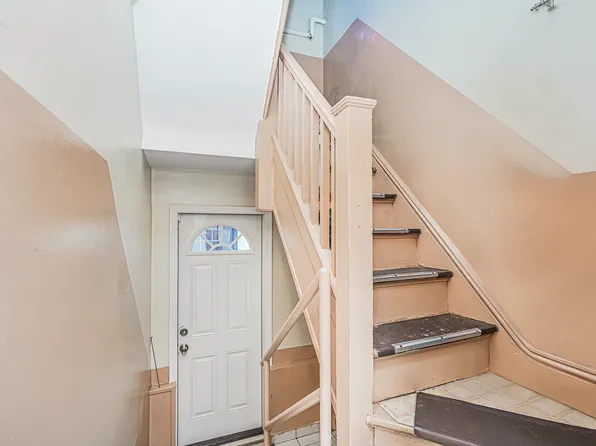 6221 23rd Avenue image 36 of 41