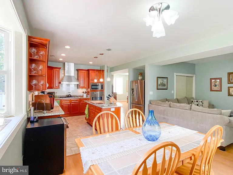 1947 Fay Pl — Photo 15