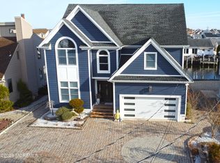 3462 E Lisbon Avenue, Toms River, NJ 08753
