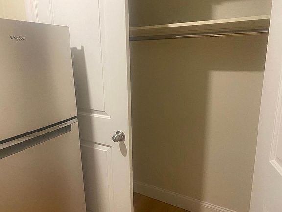 3rd image of 6111 172nd St Floor 2