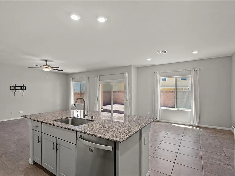 4035 Beech Fern Ave — Photo 6