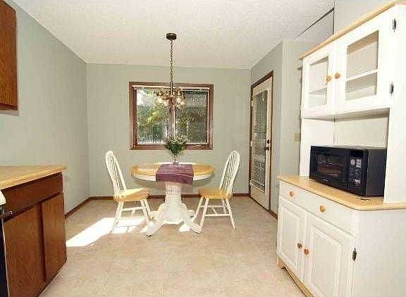 4th image of 452 Etna St APT 203