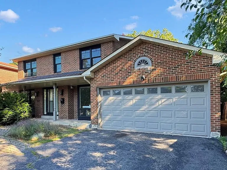 172 Lawson Rd — Photo 4