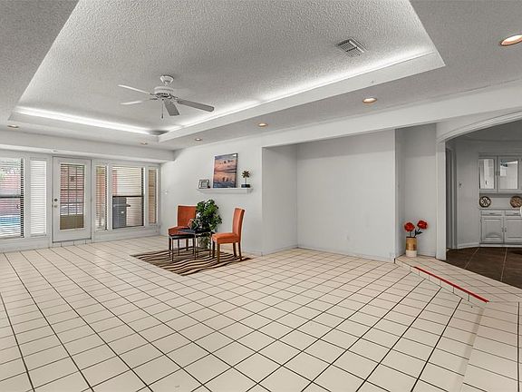 3rd image of 508 Sheffield Dr
