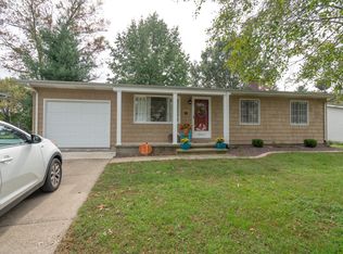 45 Pinewood Rd, Litchfield, IL 62056