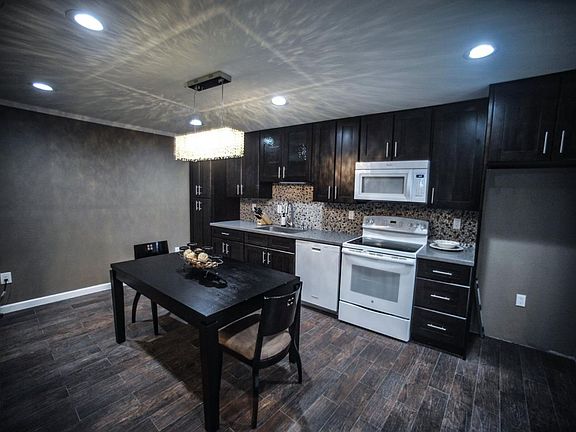 5th image of 131 Del Norte Dr