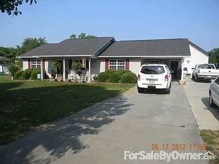 2nd image of 54 Briarwood Cir