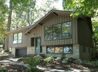 2042 Forrest Dr, Allegan, MI 49010