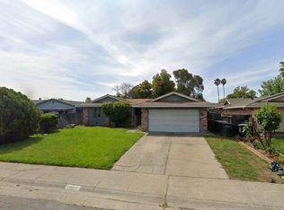 5880 Sun Valley Way, Sacramento, CA 95823