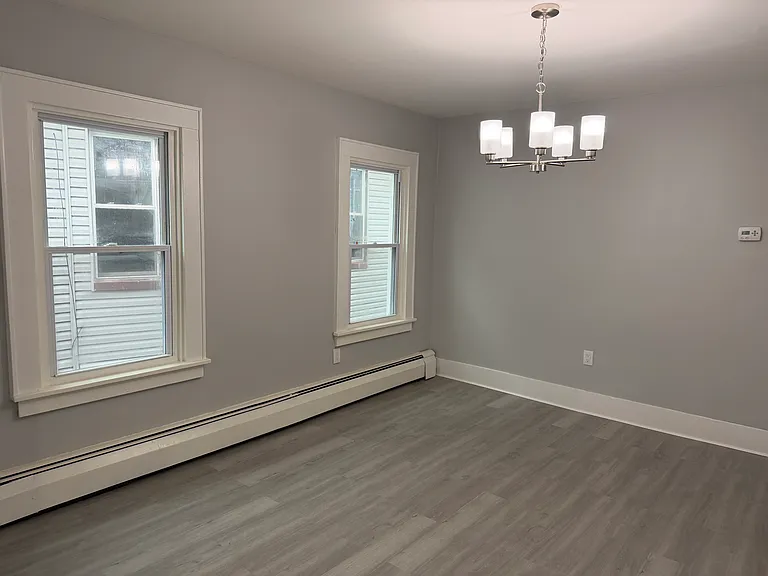 33-35 Cedar Ave #2 — Photo 8