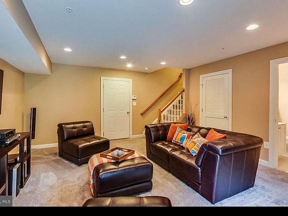 4th image of 3928 Bryant Park Cir