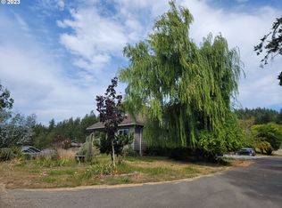 1857 20th St, Myrtle Point, OR 97458