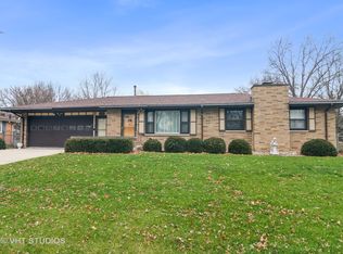 138 Neil Rd, Sugar Grove, IL 60554