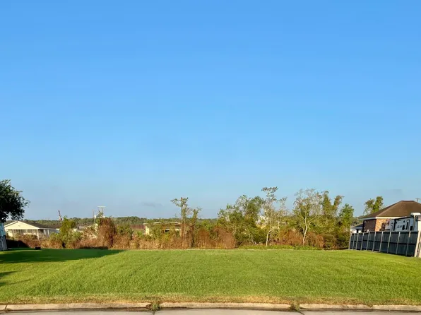 LOT 8 Oak Harbor Dr, Morgan City, LA 70380