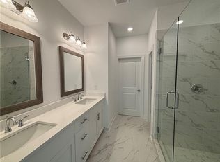 133 Basil St #109, Cumming, GA 30040