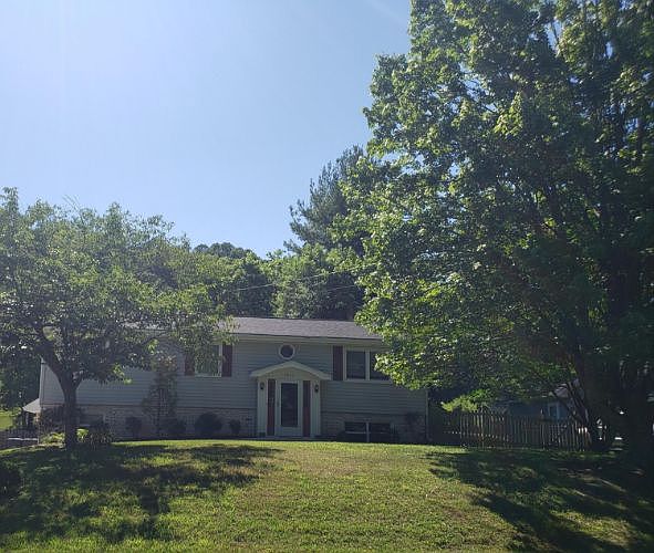 1st image of 3832 Alderwood Dr