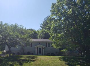3832 Alderwood Dr, Kingsport, TN 37664