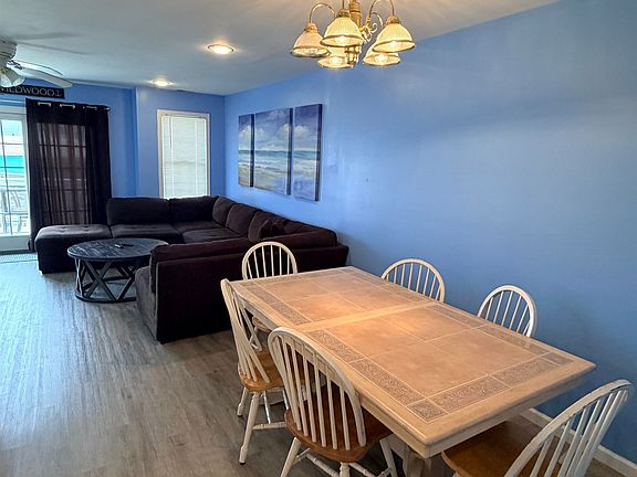 4th image of 351 E Wildwood Ave #202