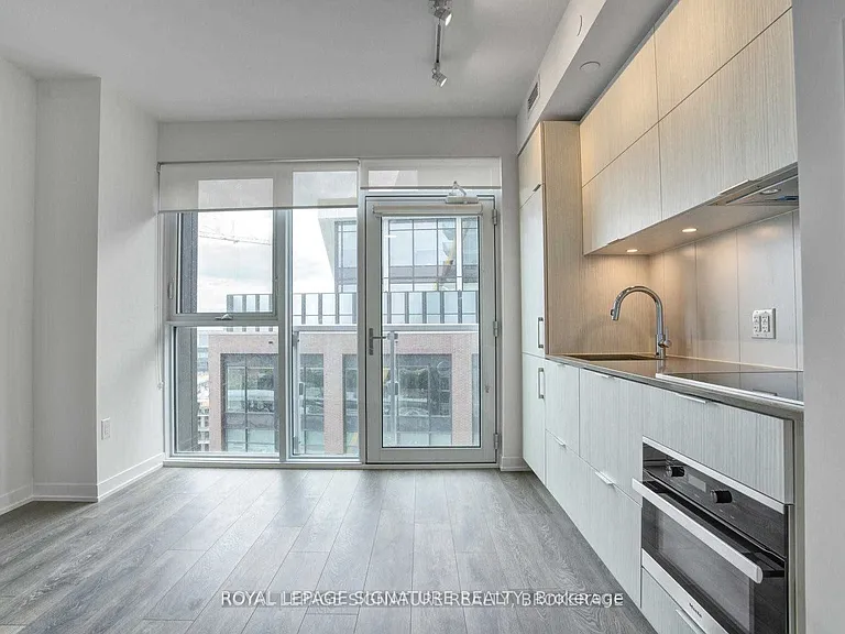 20 Richardson St #1007 — Photo 3