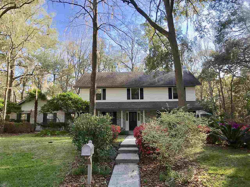 1st image of 4403 NW 77th Ter