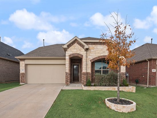 1825 Lake Grove Dr, Little Elm, TX 75068