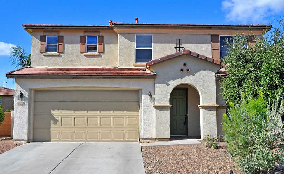 1st image of 3709 E Capriole Pl