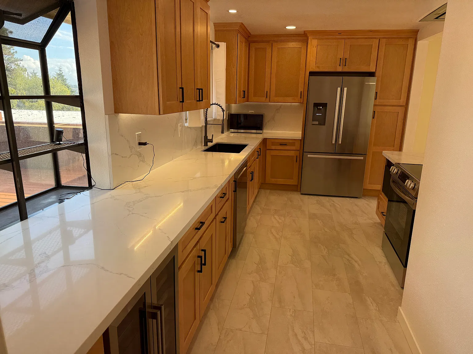 3 bed, 1400 sqft, $3,700 — Photo 4