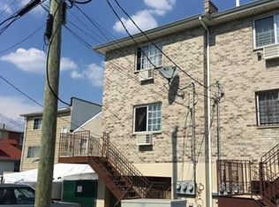 208B Betts Ave, Bronx, NY 10473