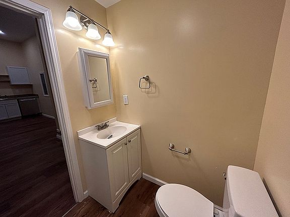 2nd image of 117 W 10th St