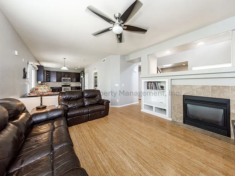 7724 Canyon Oak Dr — Photo 6