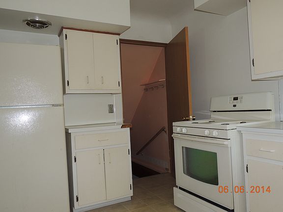 3rd image of 250 Borland Ct