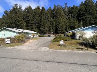 265 Ackerman Ave, Coos Bay, OR 97420